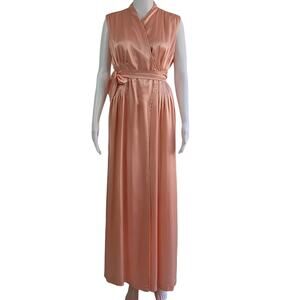 Vintage Maxi Dressing Gown/Dress Fits Small/Medium